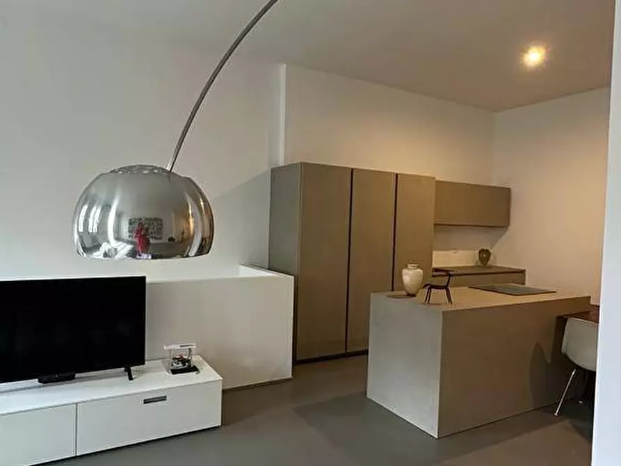 Immagine 7 di Appartamento in vendita  a Mantova