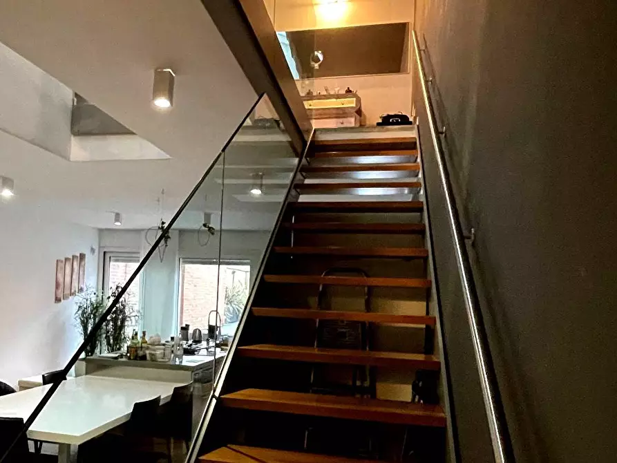 Immagine 4 di Villa in vendita  a Mantova