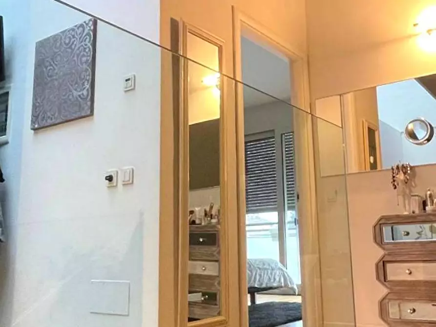 Immagine 7 di Villa in vendita  a Mantova