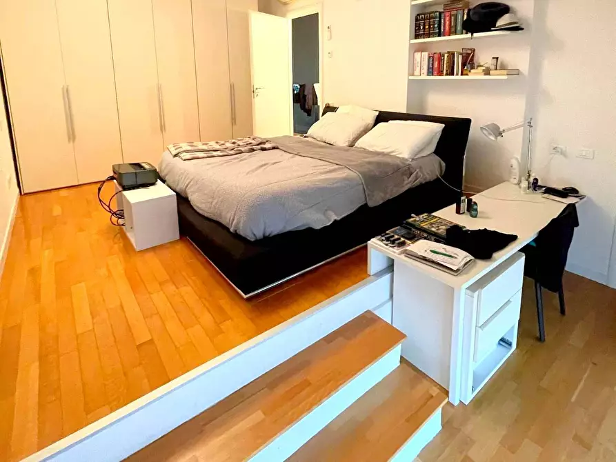 Immagine 6 di Villa in vendita  a Mantova