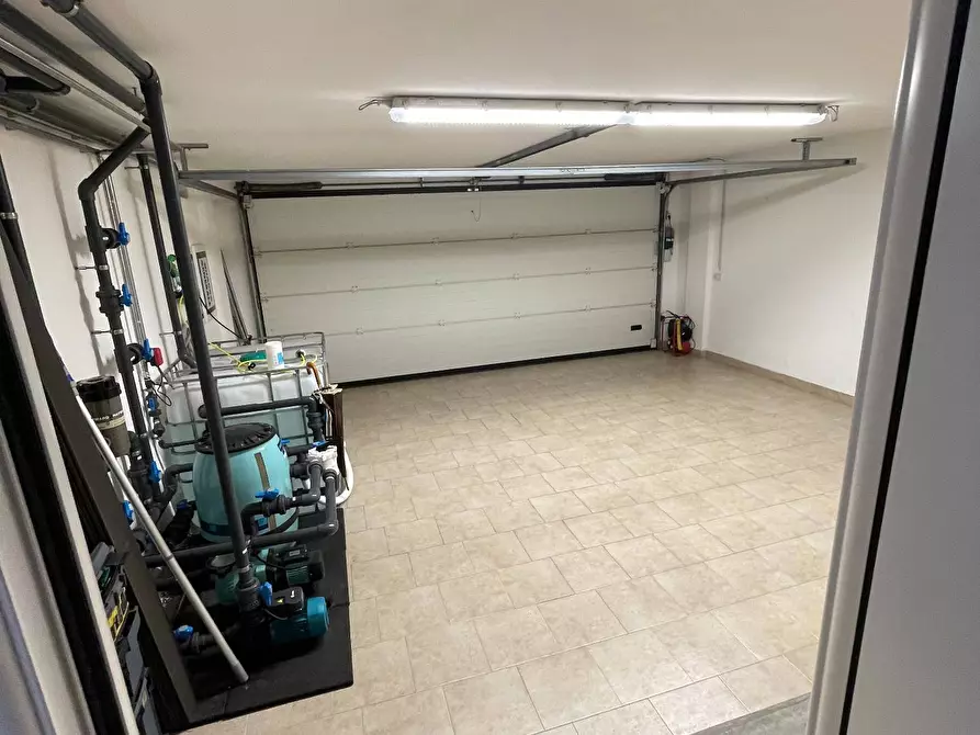 Immagine 36 di Villa in vendita  a Mantova