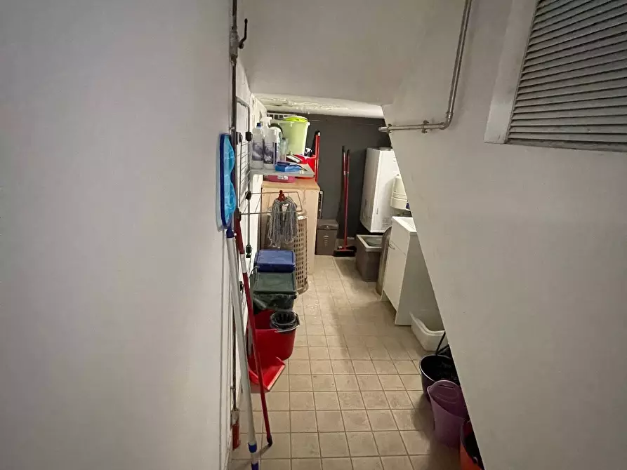 Immagine 34 di Villa in vendita  a Mantova