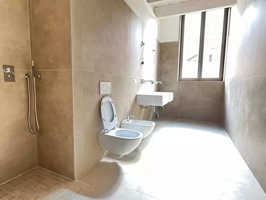 Immagine 8 di Appartamento in vendita  a Mantova