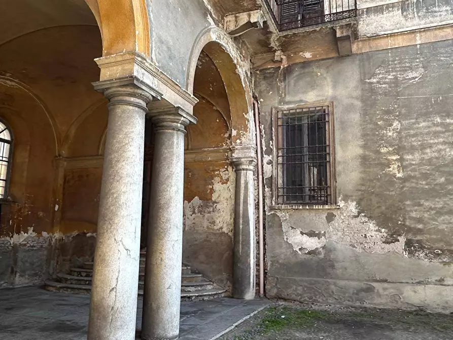 Immagine 9 di Appartamento in vendita  a Mantova