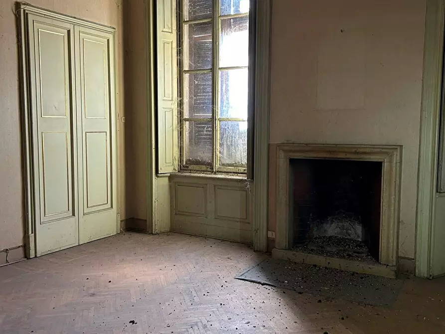 Immagine 14 di Appartamento in vendita  a Mantova