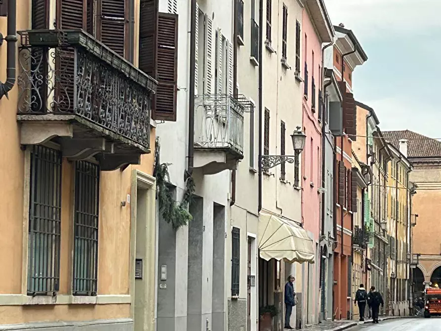 Immagine 1 di Casa indipendente in vendita  a Mantova