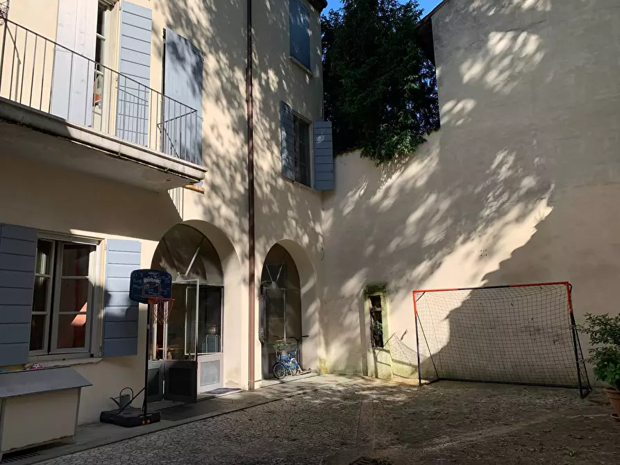 Immagine 24 di Casa indipendente in vendita  a Mantova