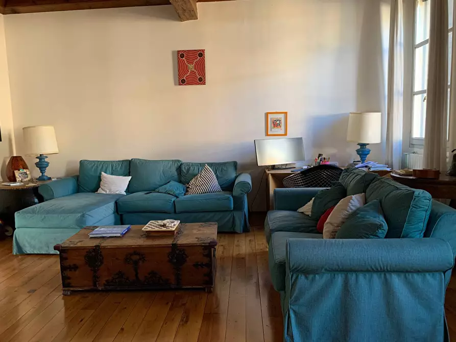 Immagine 18 di Casa indipendente in vendita  a Mantova