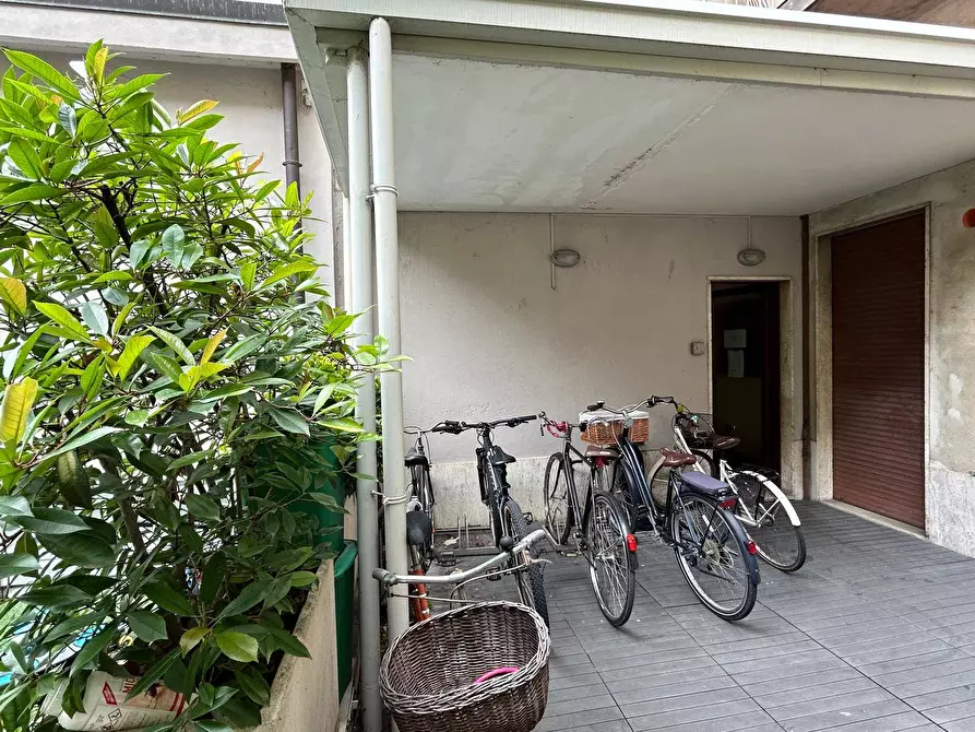 Immagine 43 di Appartamento in vendita  a Mantova