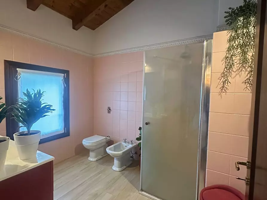 Immagine 36 di Casa indipendente in vendita  a San Giorgio Bigarello