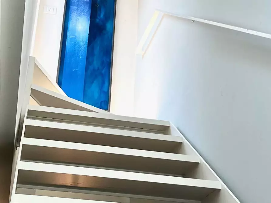 Immagine 32 di Appartamento in vendita  a Mantova