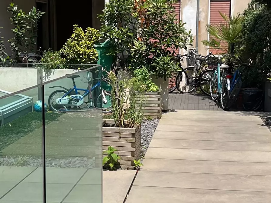 Immagine 38 di Appartamento in vendita  a Mantova