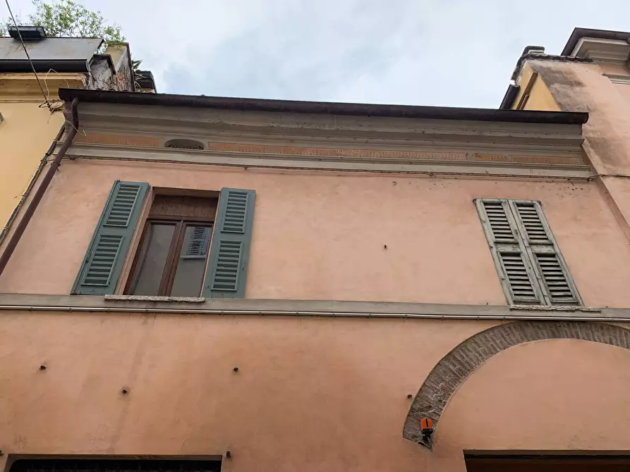 Immagine 1 di Casa indipendente in vendita  a Mantova