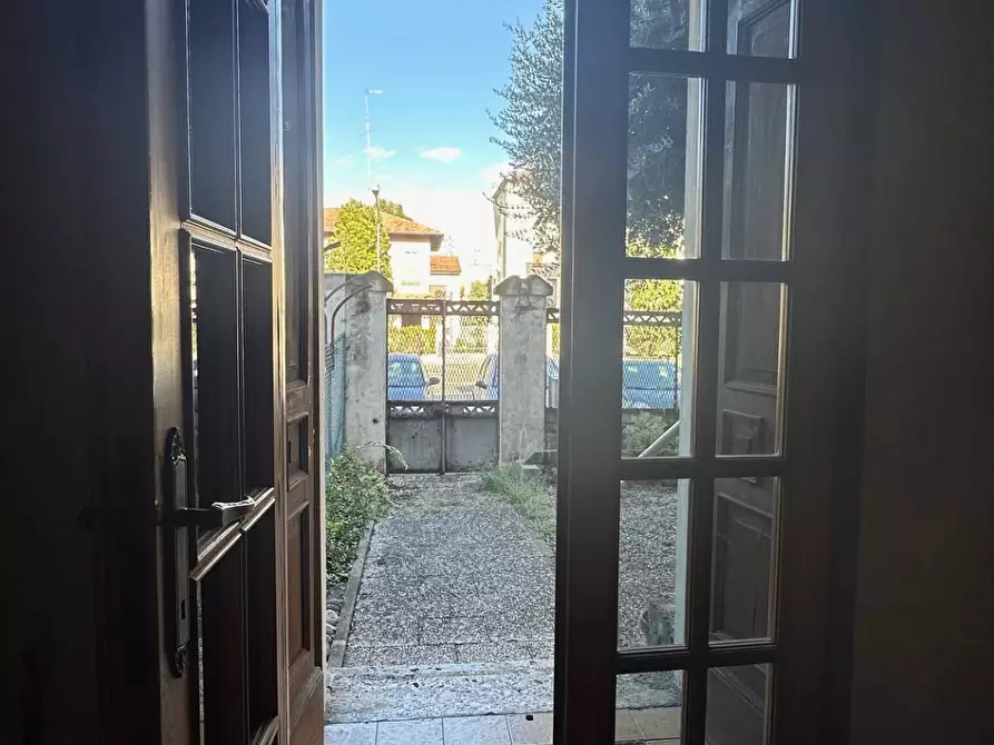 Immagine 25 di Casa indipendente in vendita  a Mantova