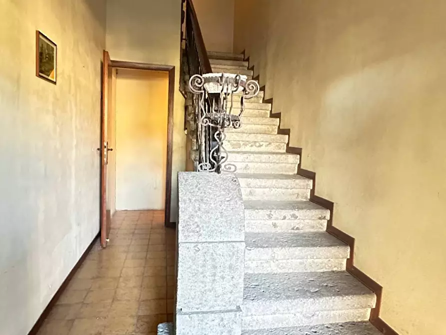 Immagine 29 di Casa indipendente in vendita  a Mantova