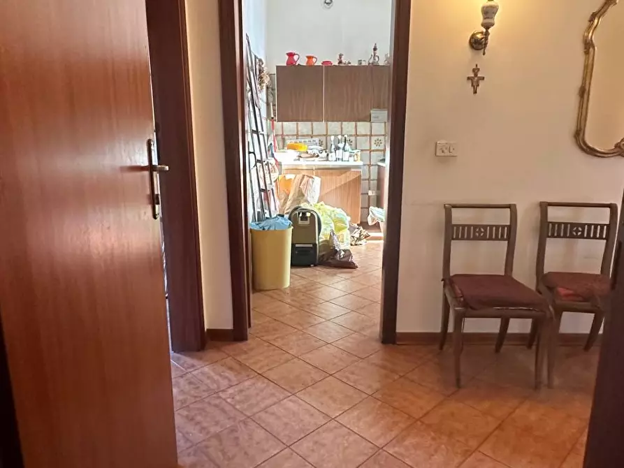 Immagine 10 di Casa indipendente in vendita  a Mantova