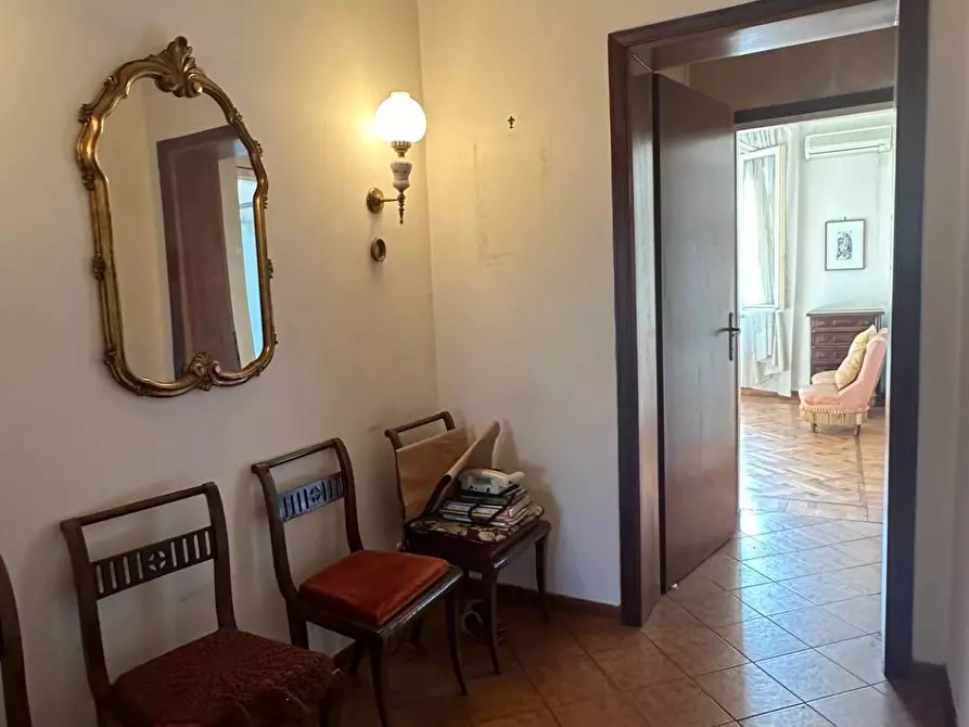 Immagine 33 di Casa indipendente in vendita  a Mantova