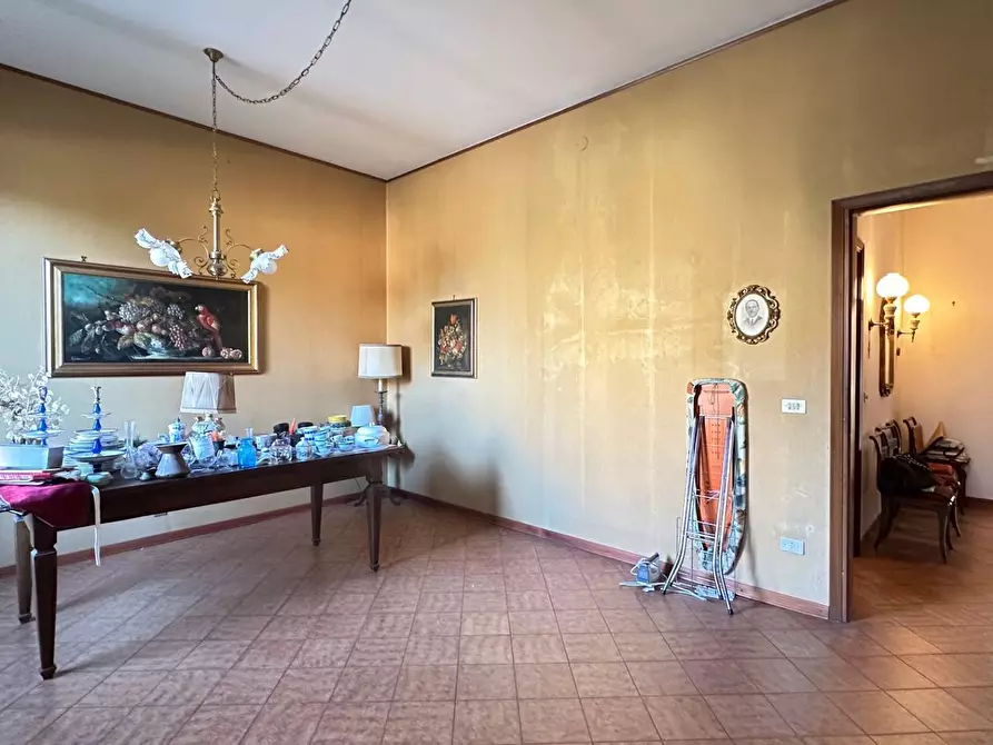 Immagine 12 di Casa indipendente in vendita  a Mantova