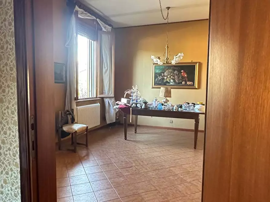 Immagine 39 di Casa indipendente in vendita  a Mantova