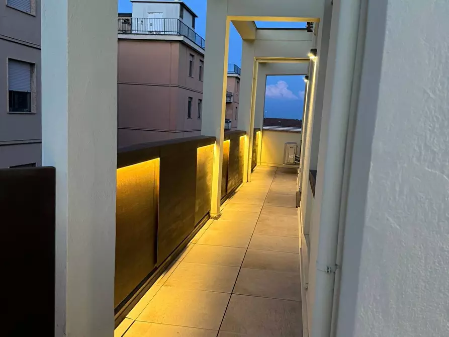 Immagine 7 di Appartamento in vendita  a Mantova