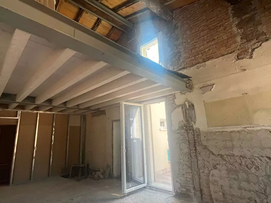 Immagine 22 di Appartamento in vendita  a Mantova