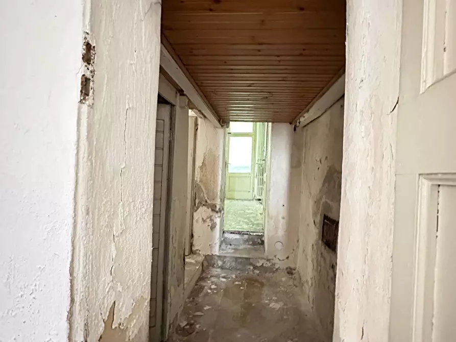 Immagine 8 di Casa indipendente in vendita  a Mantova