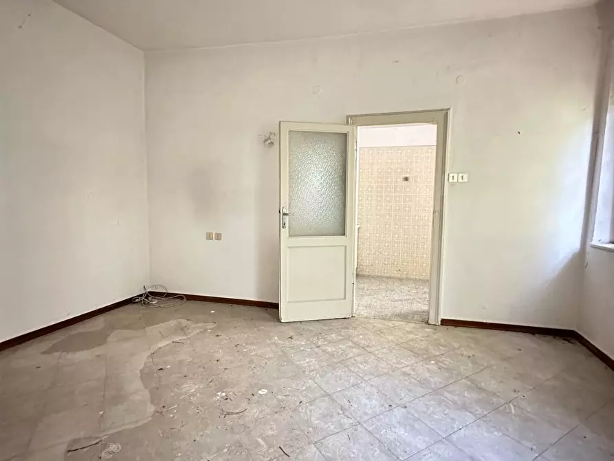 Immagine 11 di Casa indipendente in vendita  a Mantova