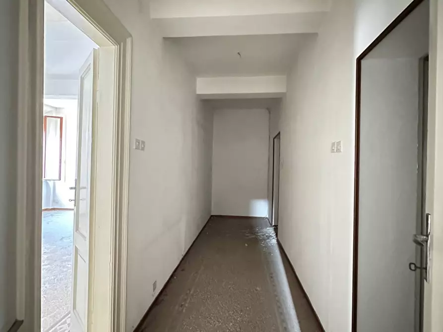 Immagine 19 di Casa indipendente in vendita  a Mantova