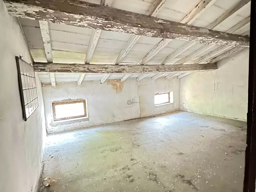 Immagine 20 di Casa indipendente in vendita  a Mantova