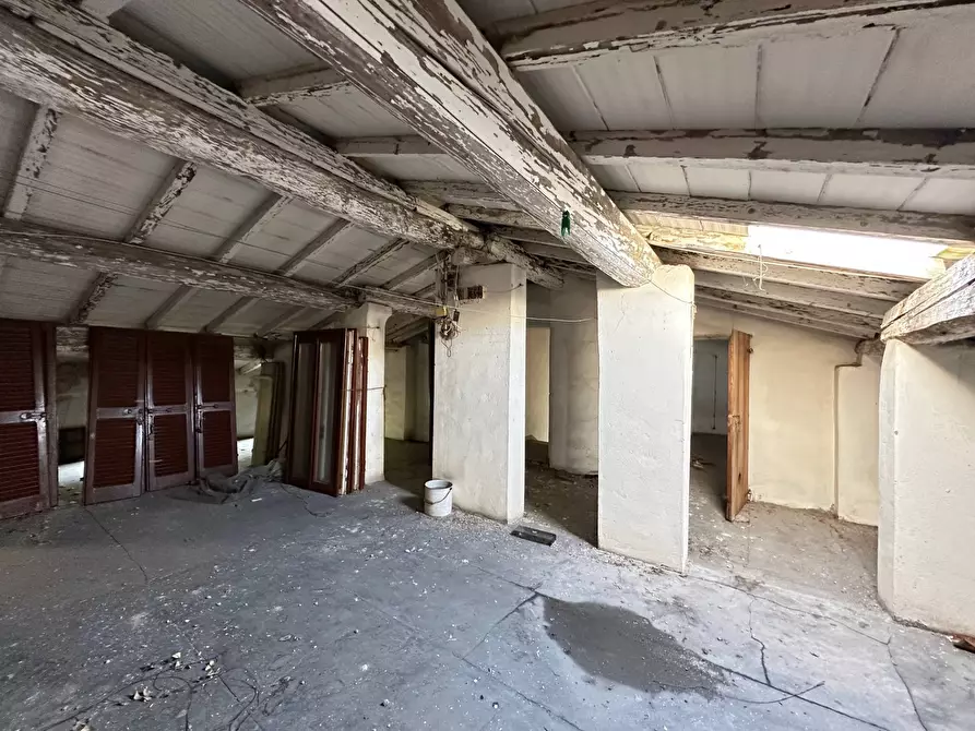 Immagine 22 di Casa indipendente in vendita  a Mantova