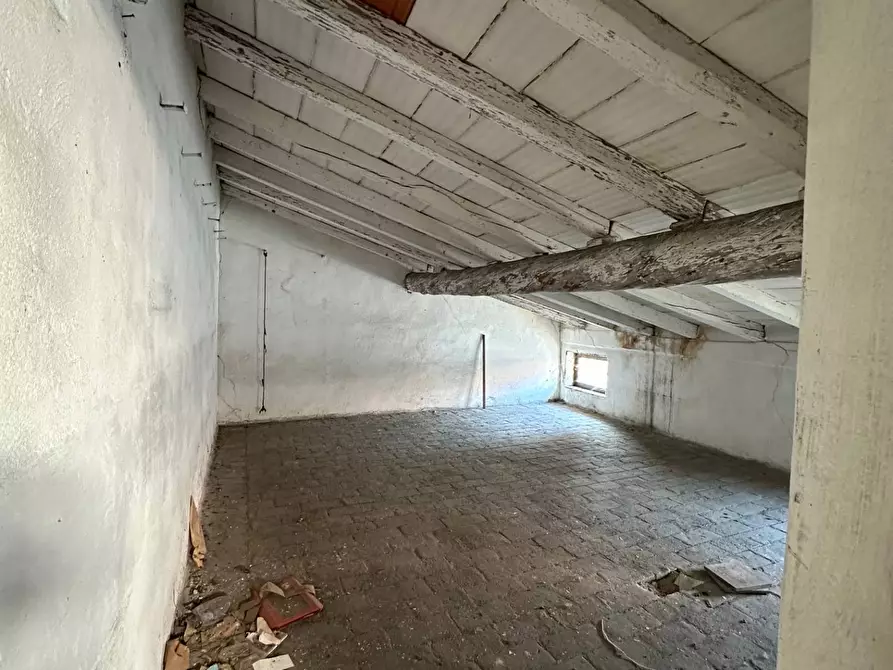 Immagine 23 di Casa indipendente in vendita  a Mantova