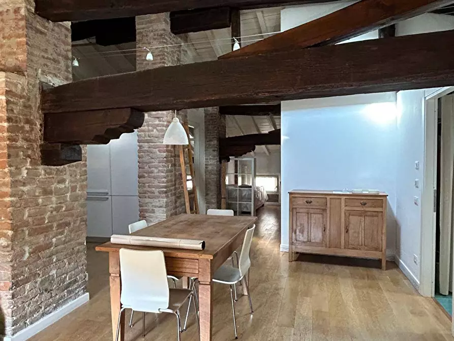 Immagine 15 di Appartamento in vendita  a Mantova