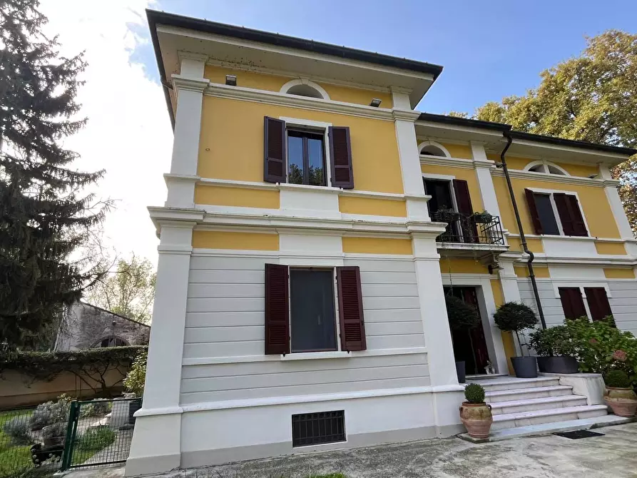 Immagine 3 di Casa indipendente in vendita  a Mantova