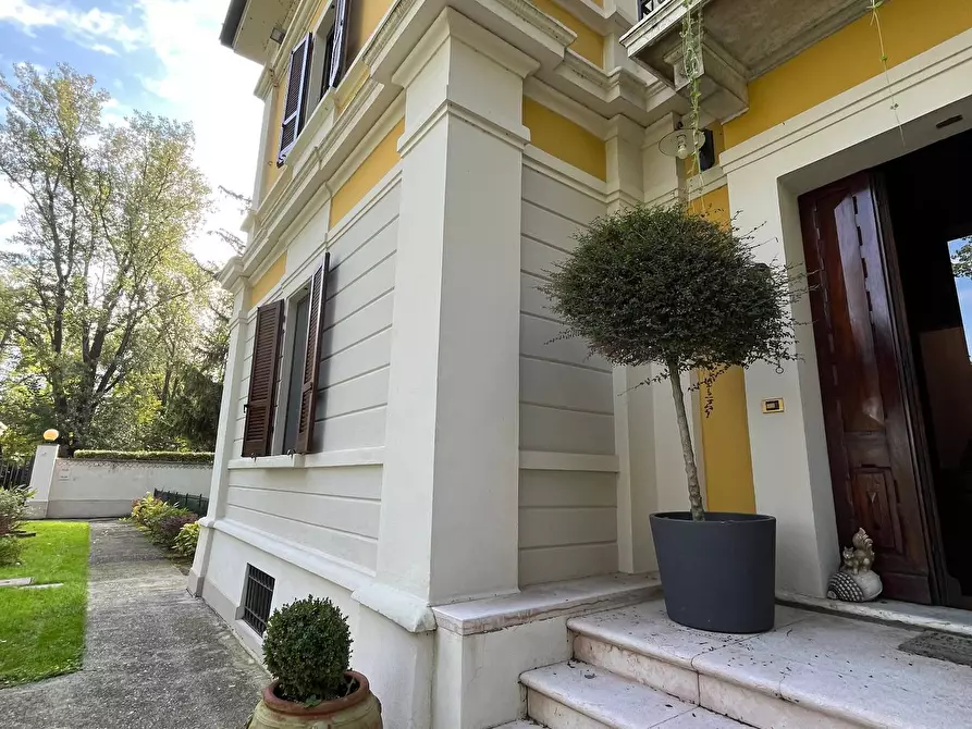 Immagine 29 di Casa indipendente in vendita  a Mantova