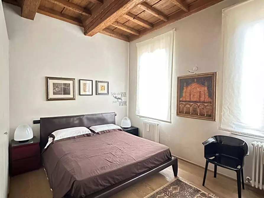 Immagine 13 di Appartamento in vendita  a Mantova