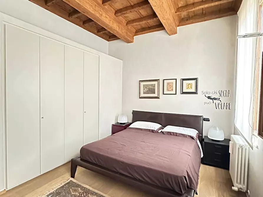 Immagine 14 di Appartamento in vendita  a Mantova