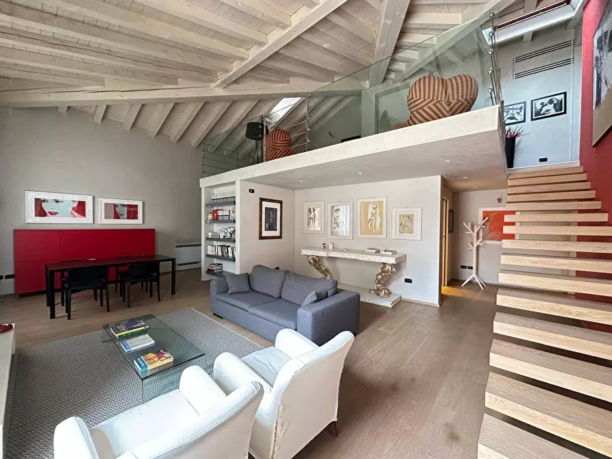 Immagine 21 di Appartamento in vendita  a Mantova