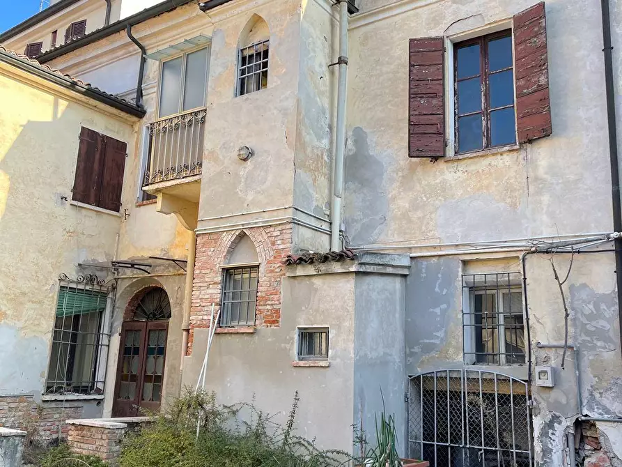 Immagine 7 di Casa indipendente in vendita  a Mantova
