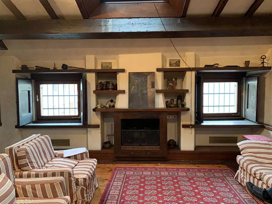 Immagine 13 di Casa indipendente in vendita  a Mantova