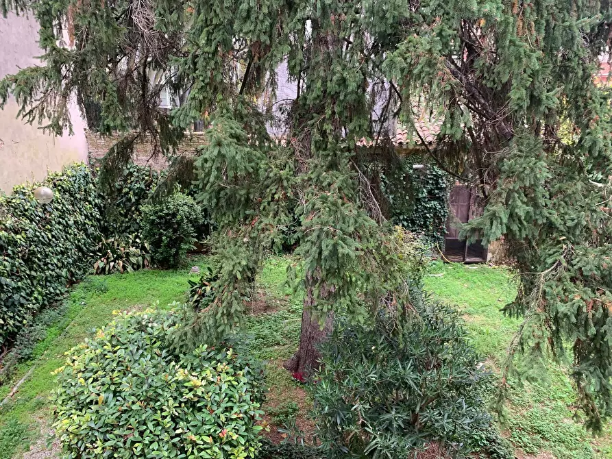 Immagine 23 di Casa indipendente in vendita  a Mantova