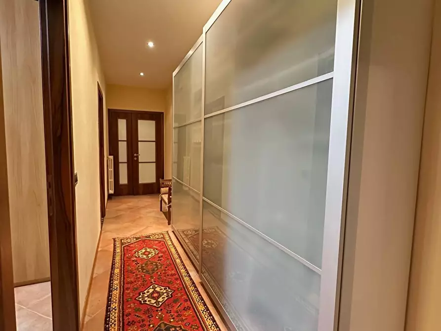 Immagine 18 di Appartamento in vendita  a Mantova