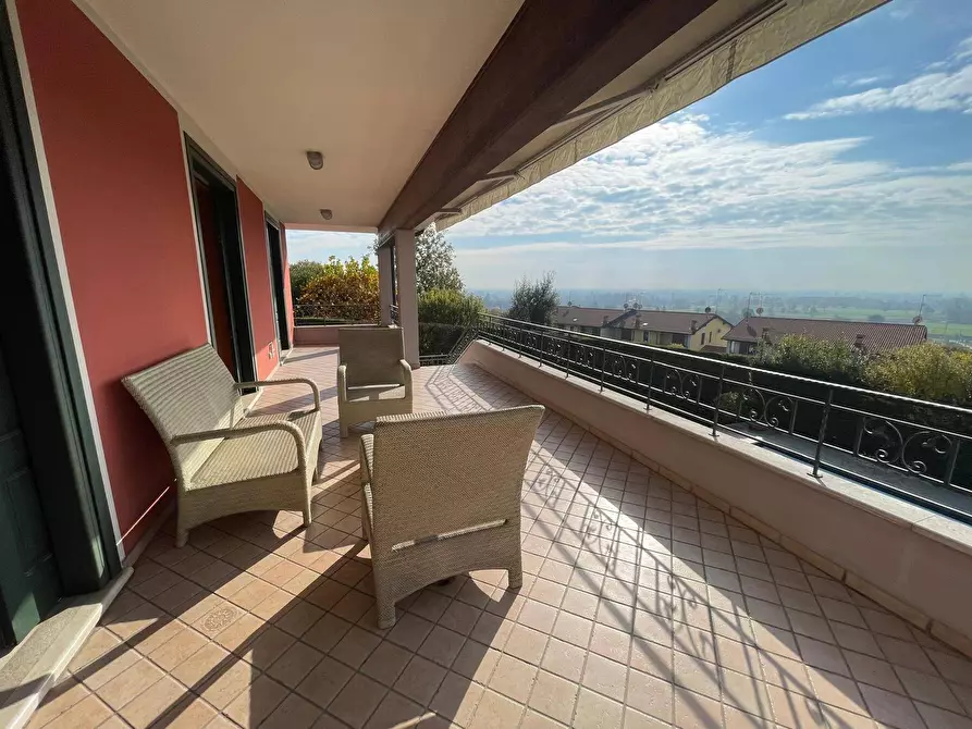 Immagine 48 di Villa in vendita  a Volta Mantovana