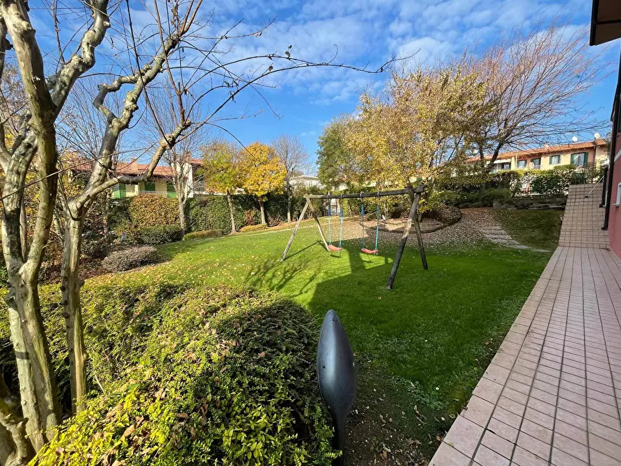 Immagine 46 di Villa in vendita  a Volta Mantovana