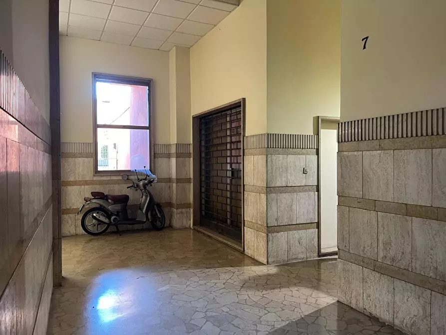 Immagine 3 di Appartamento in vendita  a Mantova