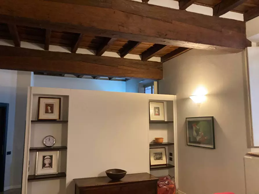 Immagine 3 di Appartamento in affitto  a Mantova