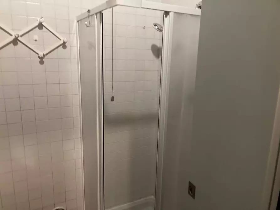 Immagine 13 di Appartamento in affitto  a Mantova