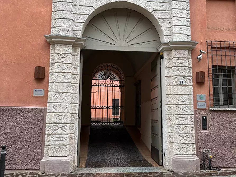 Immagine 36 di Appartamento in vendita  a Mantova