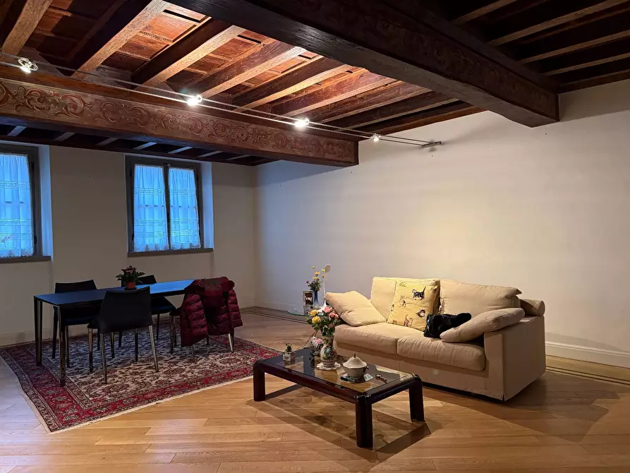 Immagine 4 di Appartamento in vendita  a Mantova