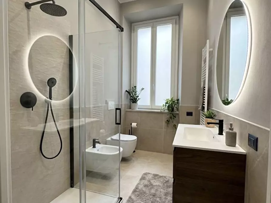 Immagine 9 di Appartamento in vendita  a Mantova