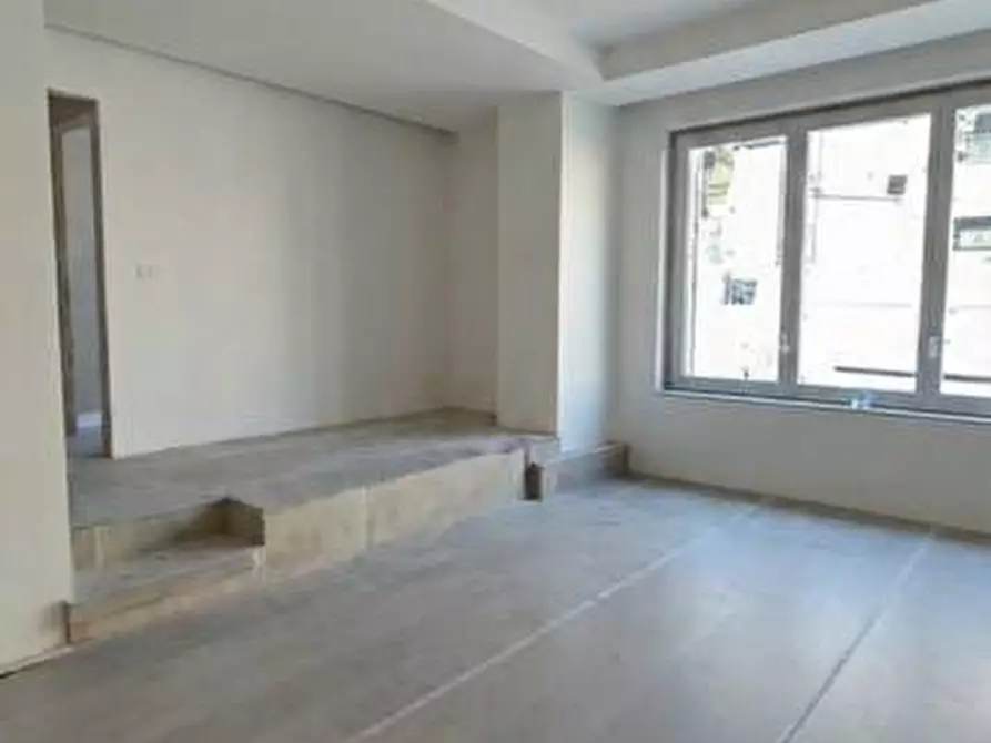 Immagine 5 di Appartamento in vendita  a Mantova